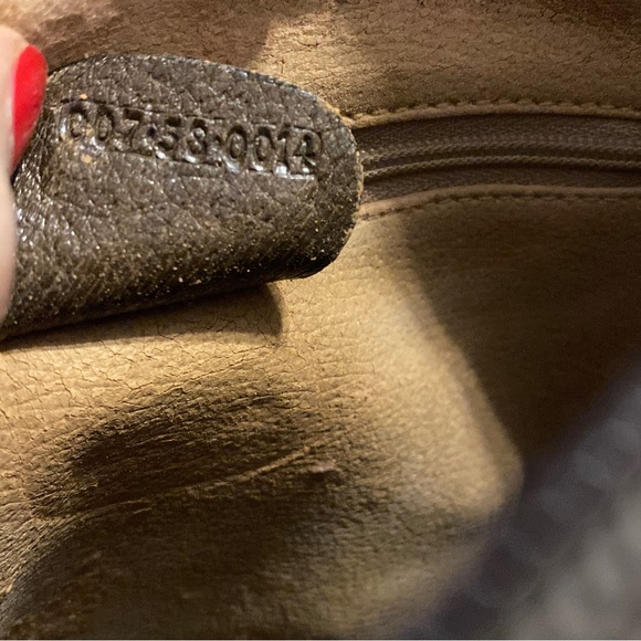 Vintage Gucci crossbody bag! - Picture 12 of 13